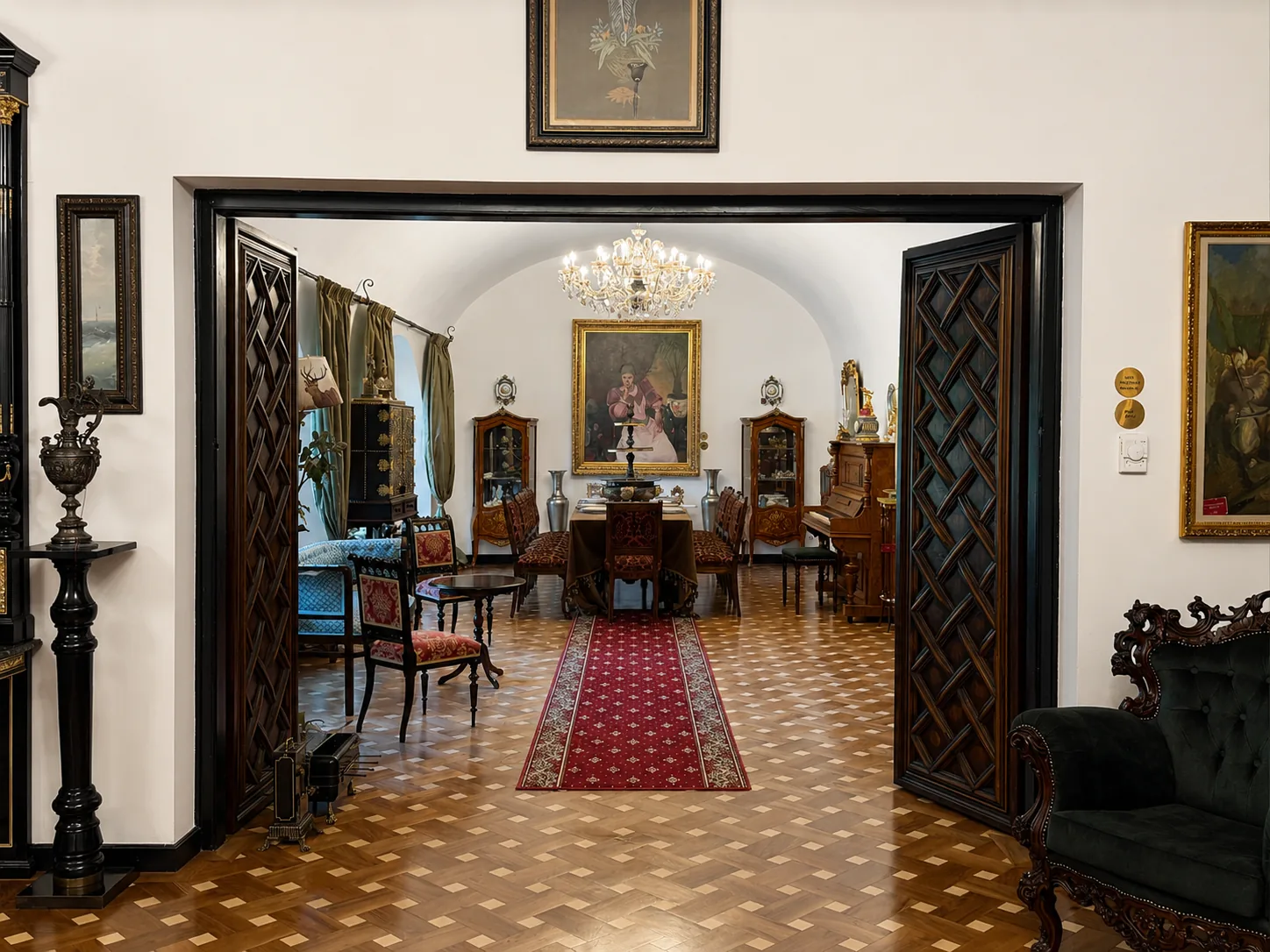 Interior 4